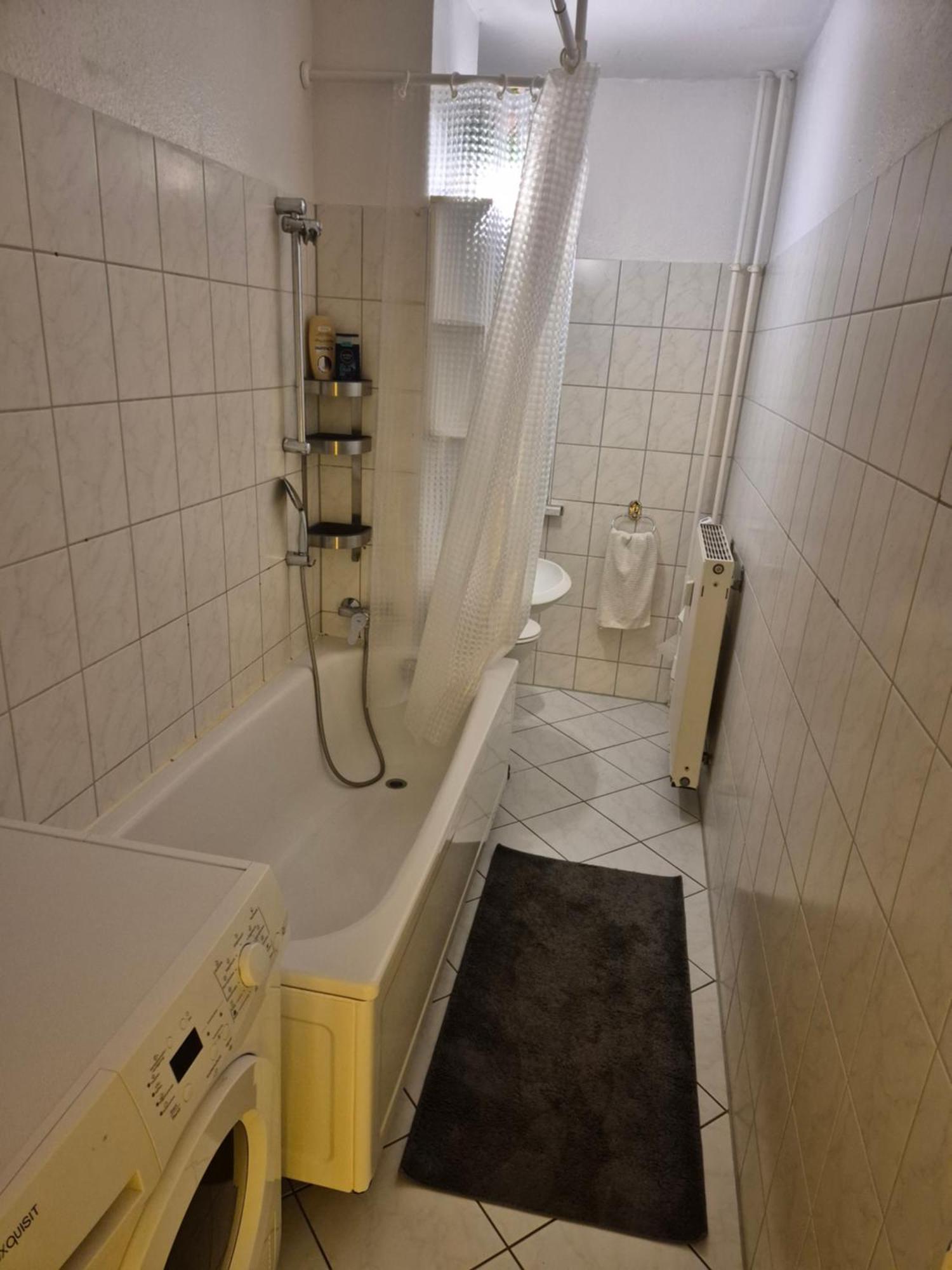 Schoene 3 Schlafzimmer Wohnung Mit 4 Dopplbetten Berlin Exterior photo